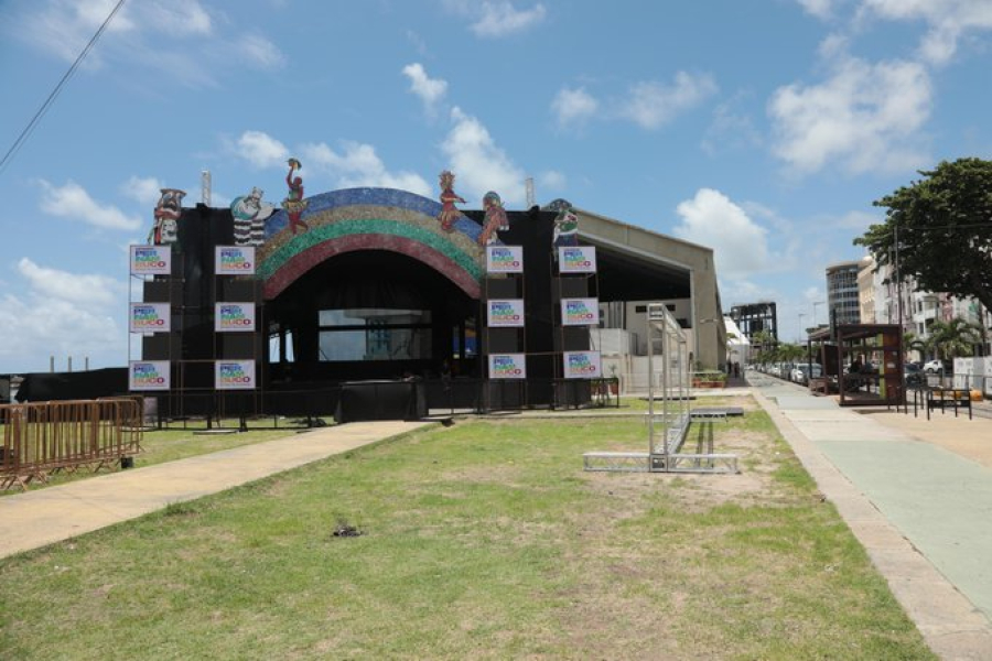 Como um palco no Recife Antigo provocou discórdia entre João Campos e Raquel Lyra