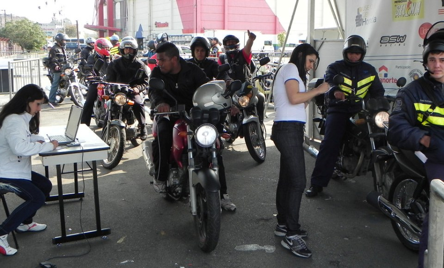 Dia do Motociclista tem ação especial da Honda no Recife com checagem gratuita e brindes