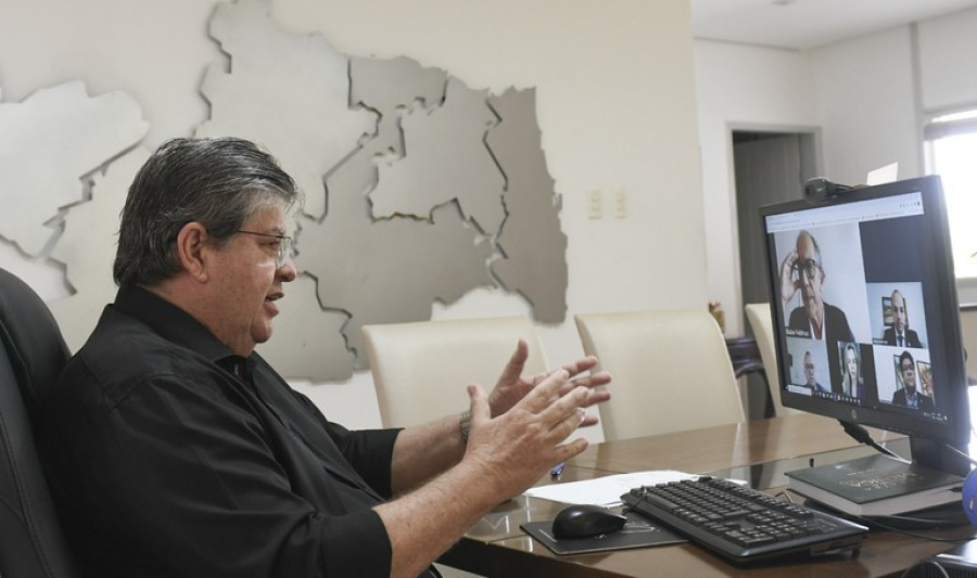 Governador da Paraíba é internado e deve passar por cirurgia após crise de vesícula