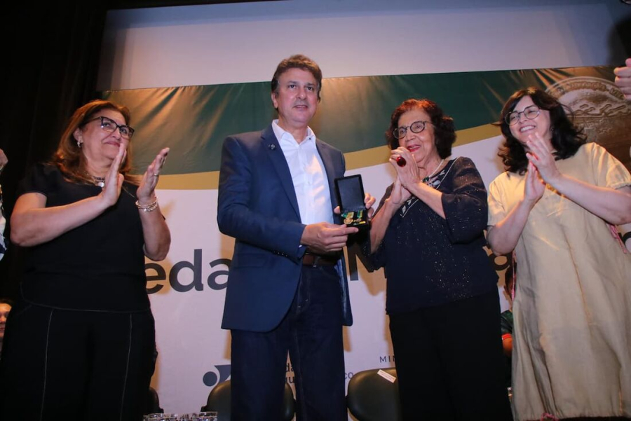 Em visita ao Recife, ministro anuncia concurso público da Fundaj; veja detalhes