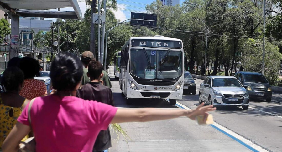 IBGE revela quais são os meios de transporte mais usados no Recife