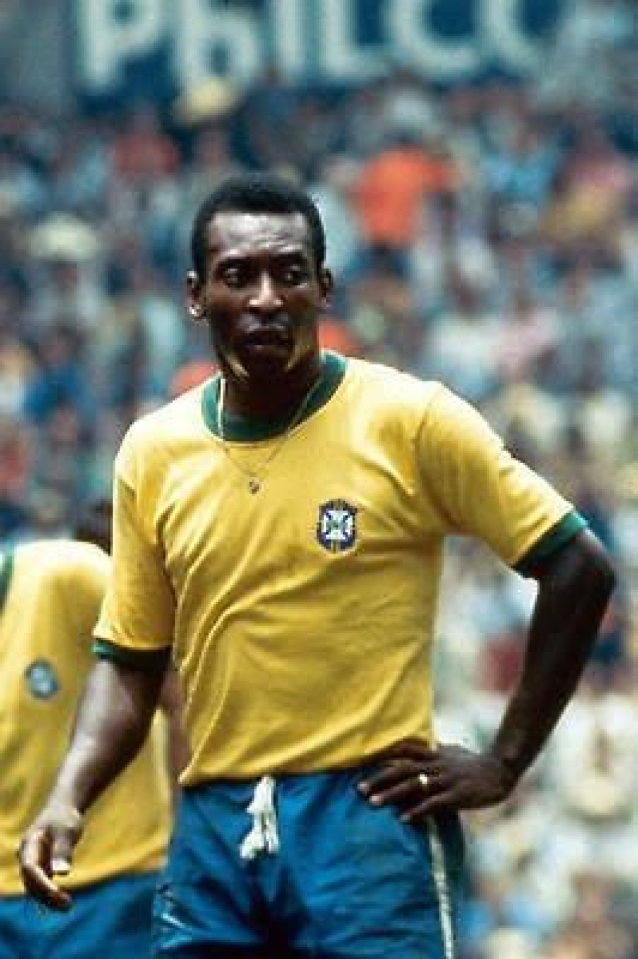 Vaza uniforme da Seleção Brasileira inspirado na lendária camisa de 1970