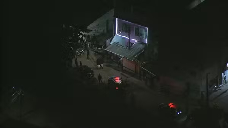 No Recife, mulher é estrangulada com fio de extensão e morre dentro de casa