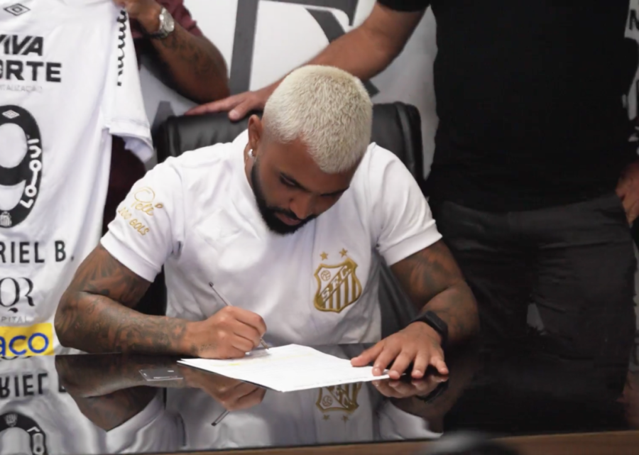 De volta ao Santos, Gabigol destaca carinho pelo Flamengo