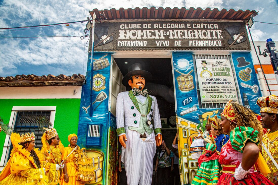 Aniversário do Homem da Meia-Noite terá 10 maracatus em Olinda