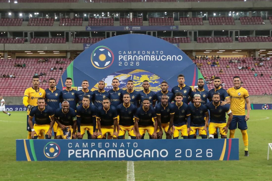 Retrô x Uberlândia hoje: veja onde assistir e escalações