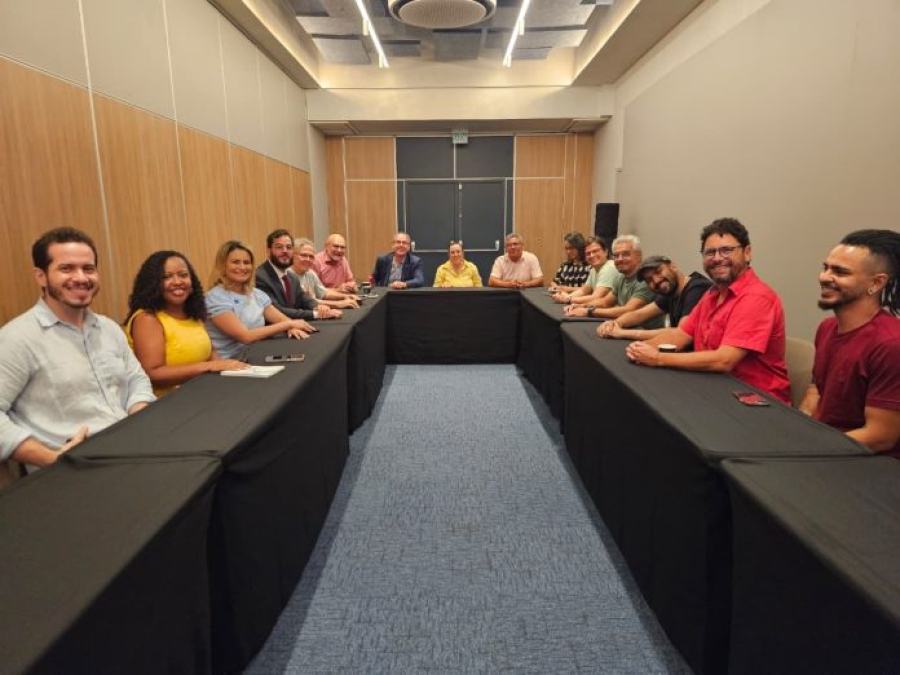 PSOL e Rede tentam acordo para eleição de 2026 em Pernambuco