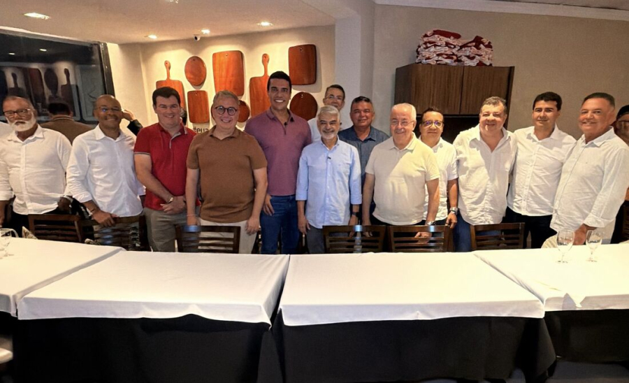 18 prefeitos do Agreste declaram apoio a Humberto Costa; veja lista