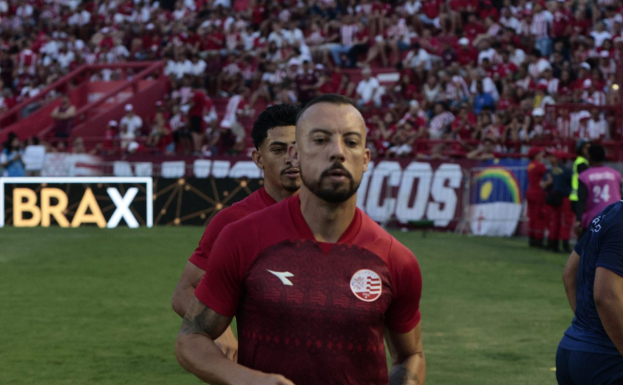 Após provocações do Sport, Paulo Sérgio quebra silêncio sobre zoação