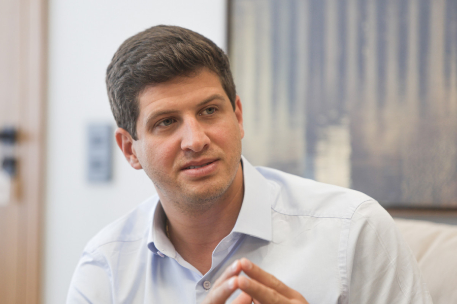 Quando João Campos vai deixar a Prefeitura do Recife?