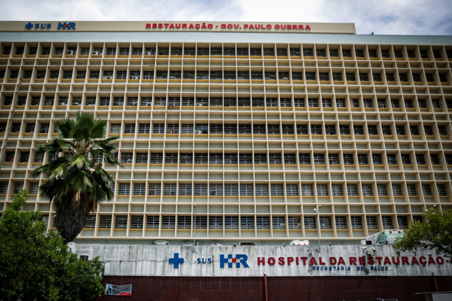 Hospital atualiza estado de saúde de jovem esfaqueada em Barreiros