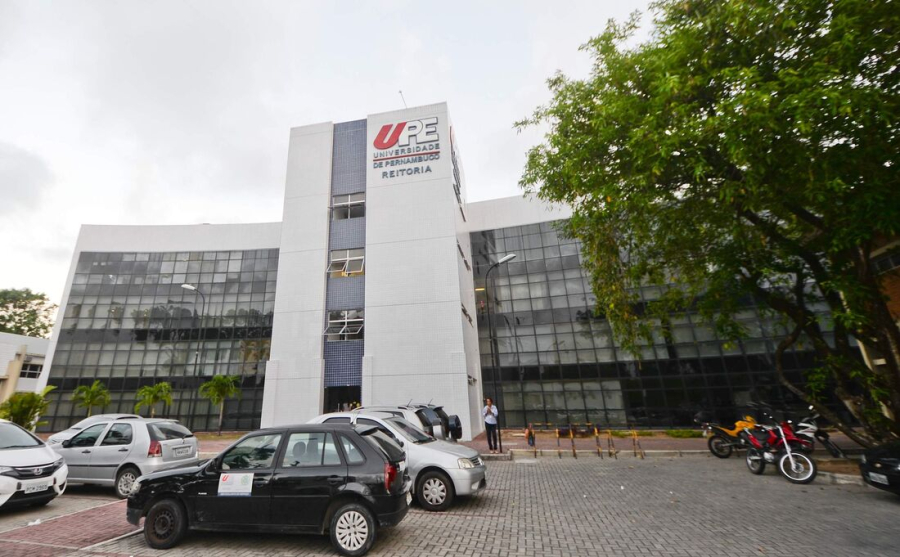 Chuvas no Recife: veja como ficam aulas nas universidades