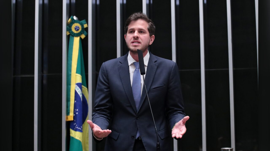 Pedro Campos cobra posição de Raquel Lyra sobre Lula em 2026