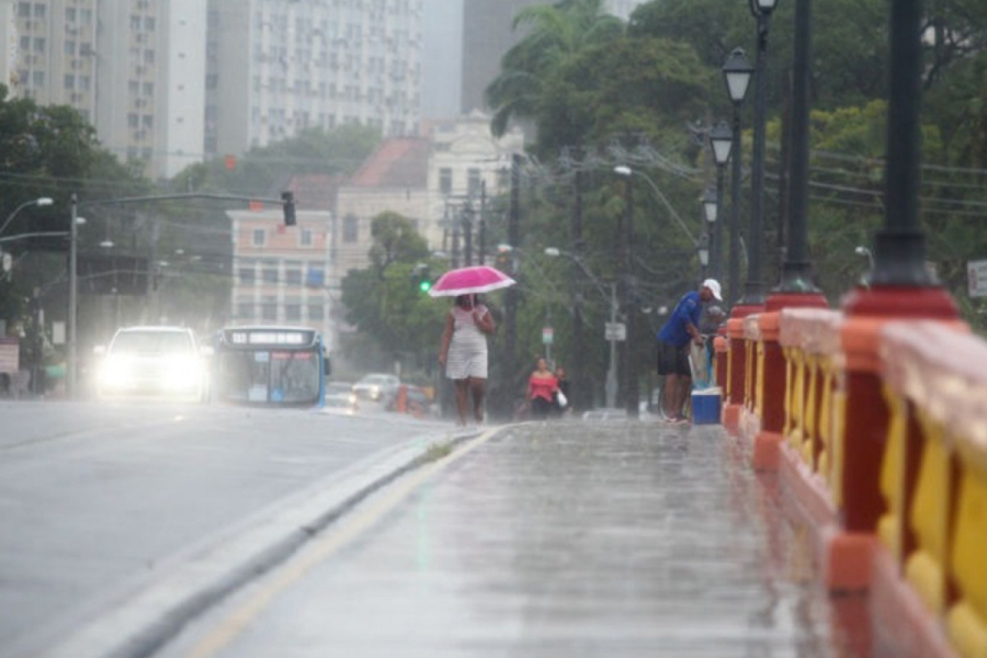 Chuvas no Recife: quais vias seguem interditadas nesta terça (7)