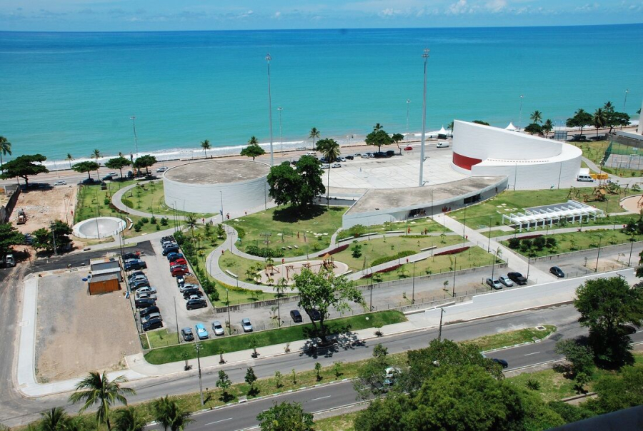 Parques do Recife passam a cobrar estacionamento; veja preço