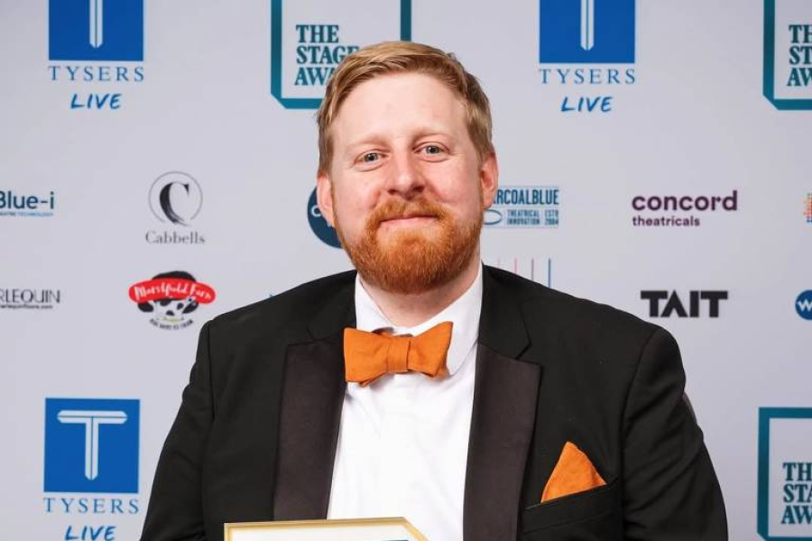 Ator de Game of Thrones morre aos 35 anos; veja detalhes