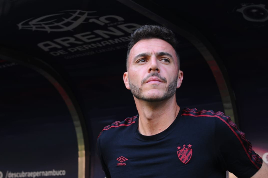 Sport volta a negociar com Soso; veja o que se sabe sobre o acordo