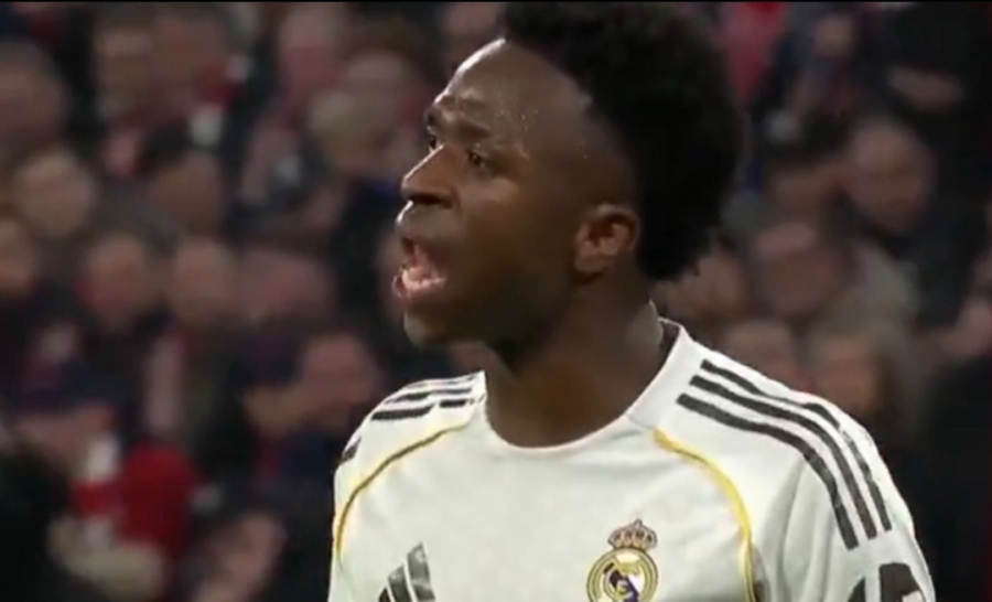 Câmera flagra discussão de Vini Jr e Jude Bellingham na Champions; veja