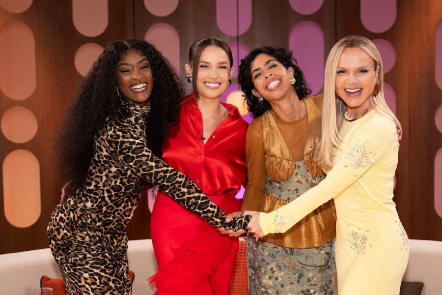 Quando vai ao ar o Saia Justa com Ana Paula Renault