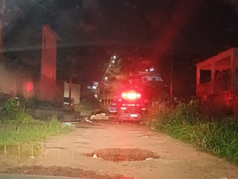 Mãe mata vizinho após filha sofrer tentativa de abuso em Jaboatão