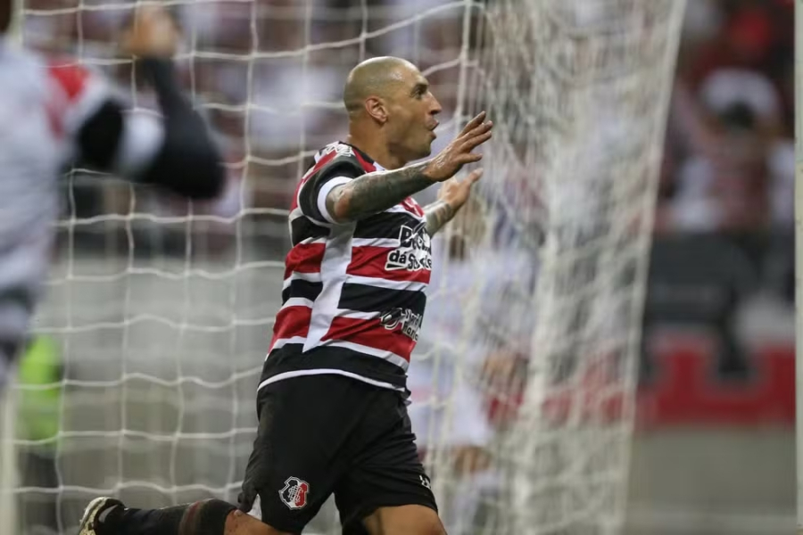 Mais um jogador aciona a Fifa contra o Santa Cruz