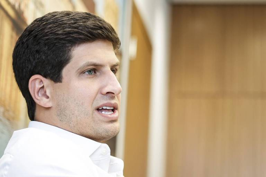 João Campos denuncia “rede de ódio” contra ele na pré-campanha