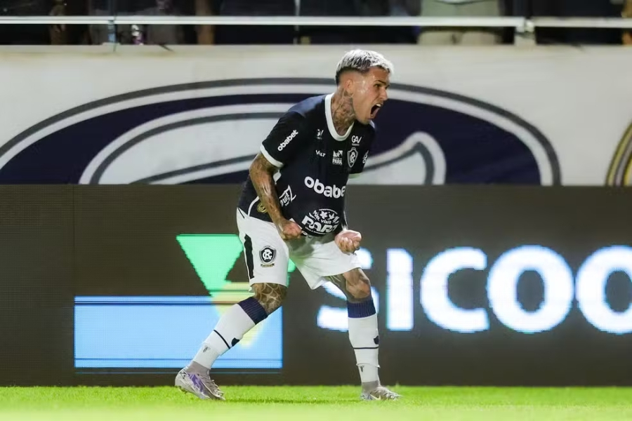 Sport avança por Diego Hernández após aval do Botafogo, diz GE
