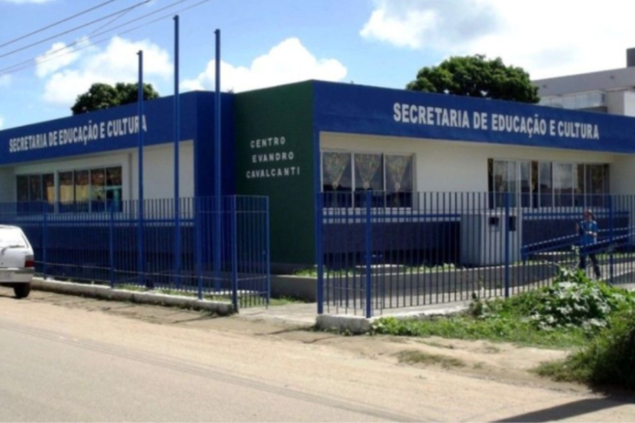 Surubim abre seleção com 65 vagas para professores