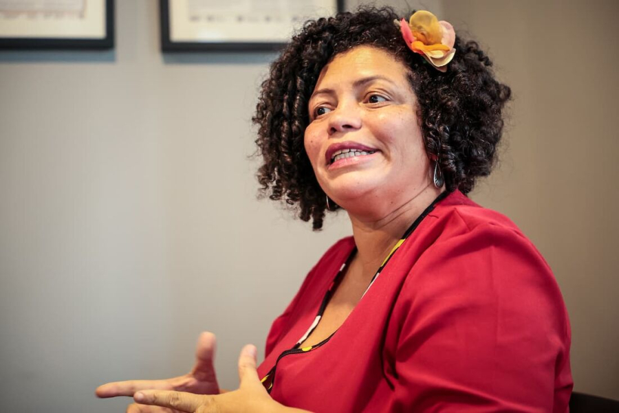 PT homologa candidatura de Dani Portela a deputada estadual