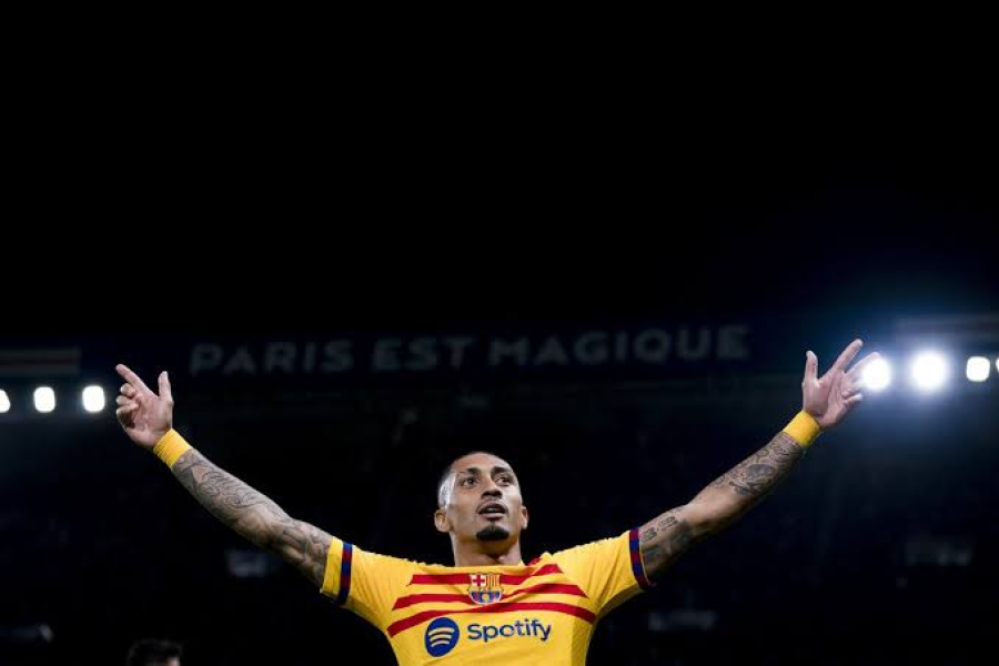 Raphinha alcança feito no Barcelona que nem Neymar conseguiu