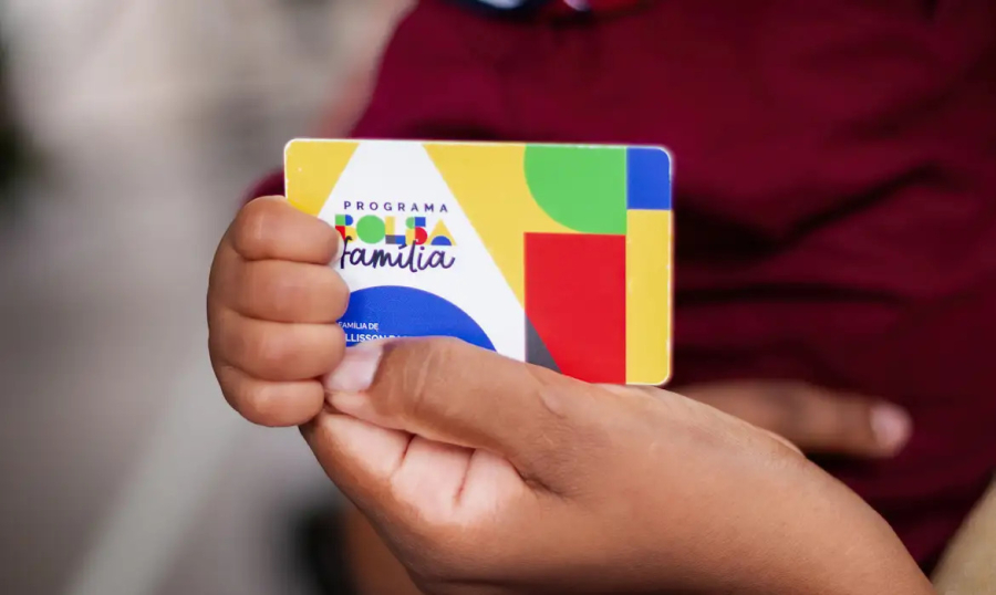 Bolsa Família paga parcela de agosto nesta quinta; veja quem recebe