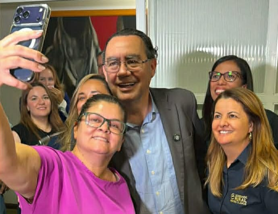 Augusto Cury é de esquerda ou de direita? Candidato responde