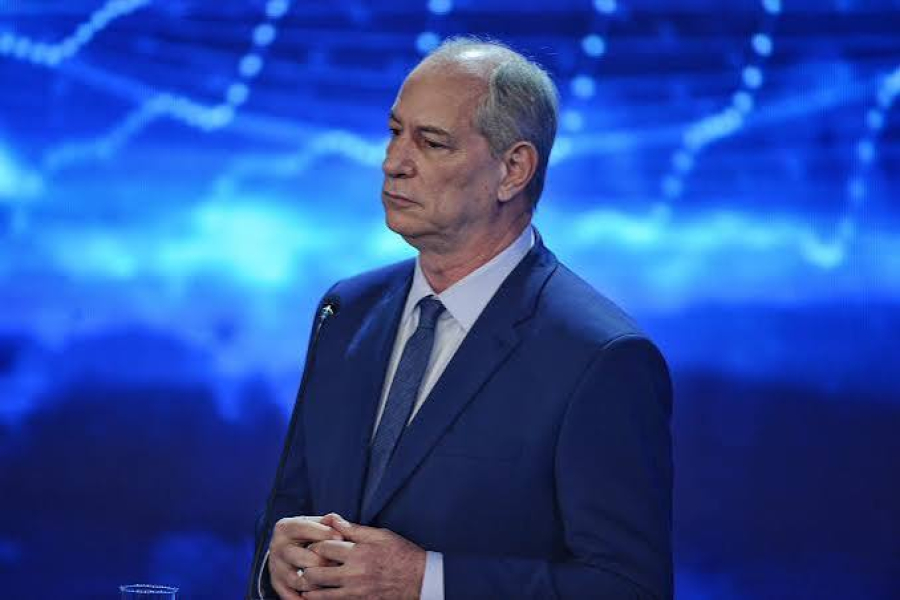 Ciro pode declarar apoio a Flávio Bolsonaro no 2º turno, avalia PL