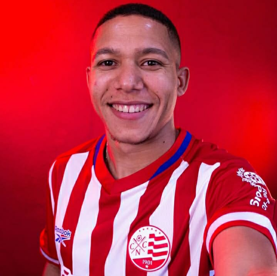 Danielzinho é regularizado e pode estrear pelo Náutico contra o América-MG