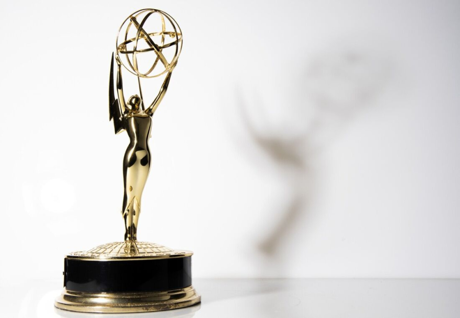Onde assistir ao Emmy Awards 2026 nesta segunda-feira (14)