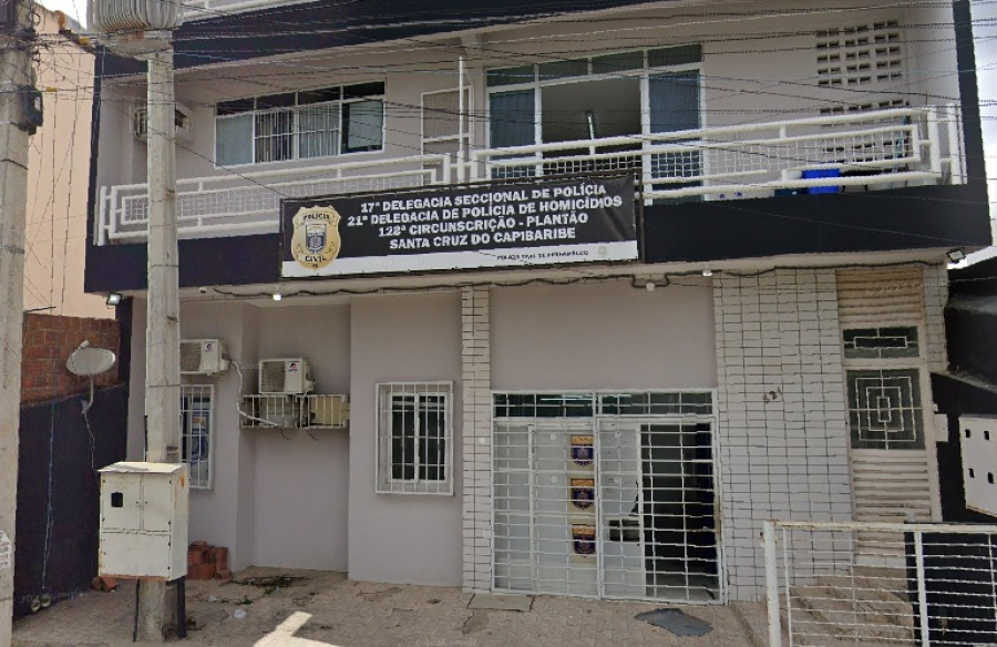 Mulher de 22 anos é morta a tiros dentro de comércio em Santa Cruz