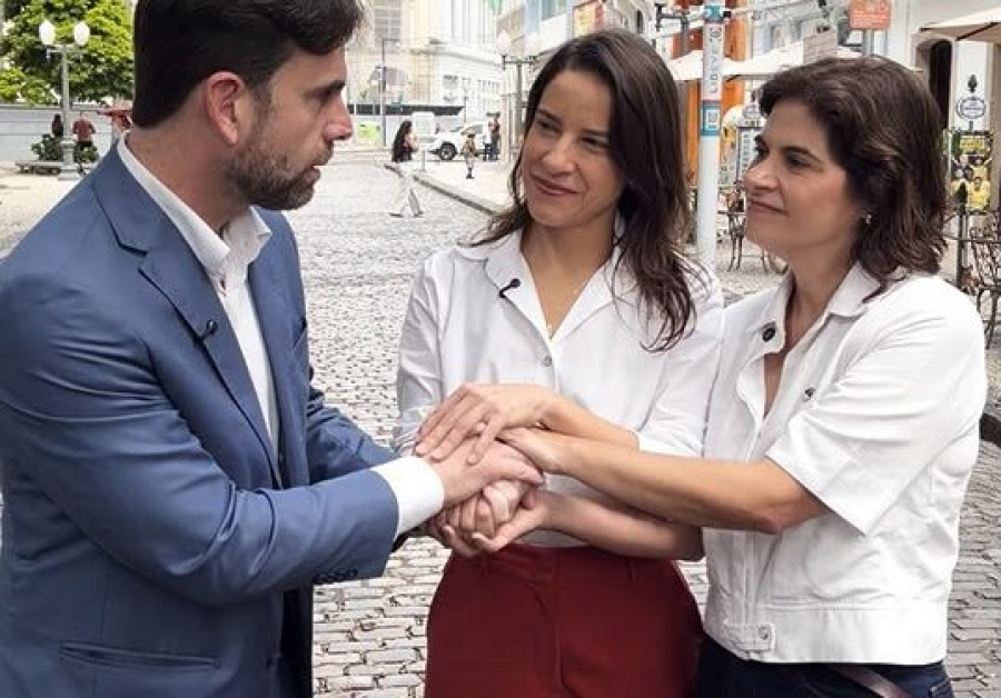 Eduardo Moura se oferece para treinar Raquel Lyra para os debates