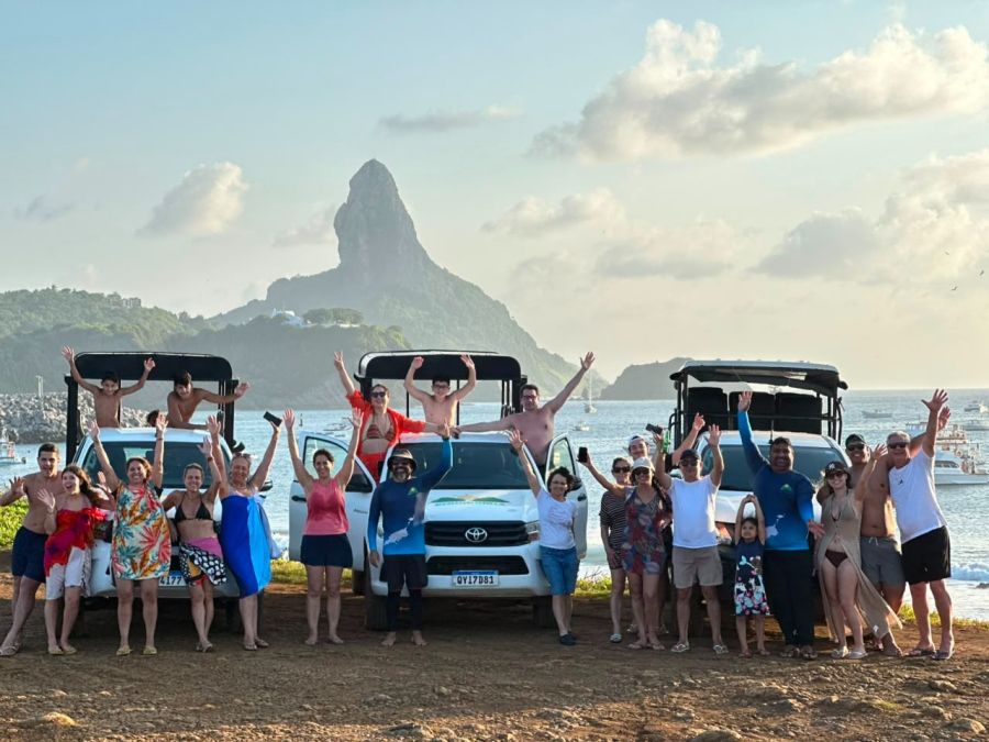 EmNoronha atende mais de 100 mil turistas em mais de uma década e amplia operação própria em meio a recorde de visitantes em Fernando de Noronha