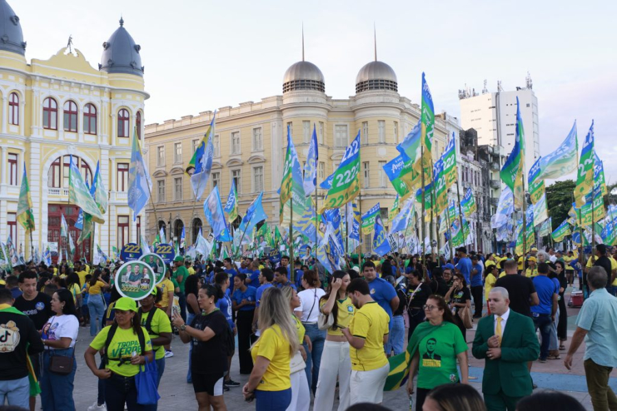 Aliados de Flávio preparam atos no Recife e em Carpina