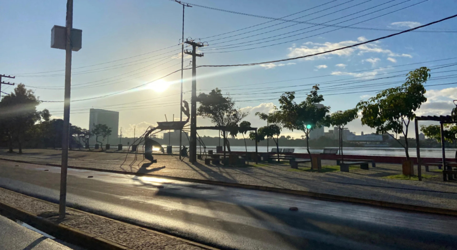 Previsão do tempo em Pernambuco hoje: calor extremo de até 39°C e alerta de baixa umidade